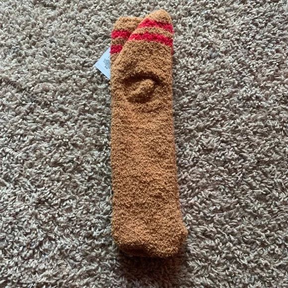 Cozy Soft Holiday Socks- 2 pairs - Picture 3 of 6